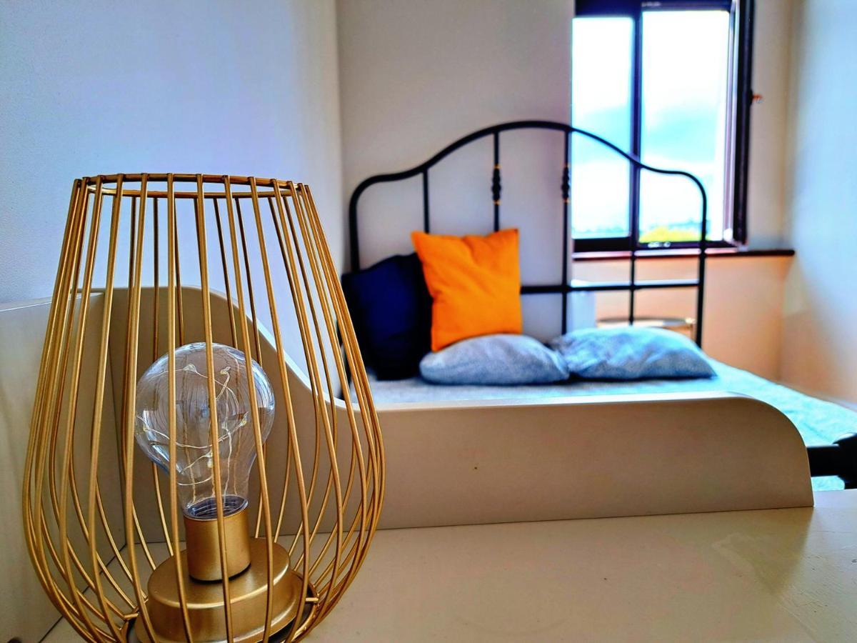 Kopernik Premium Rooms Apartment Torun Bagian luar foto